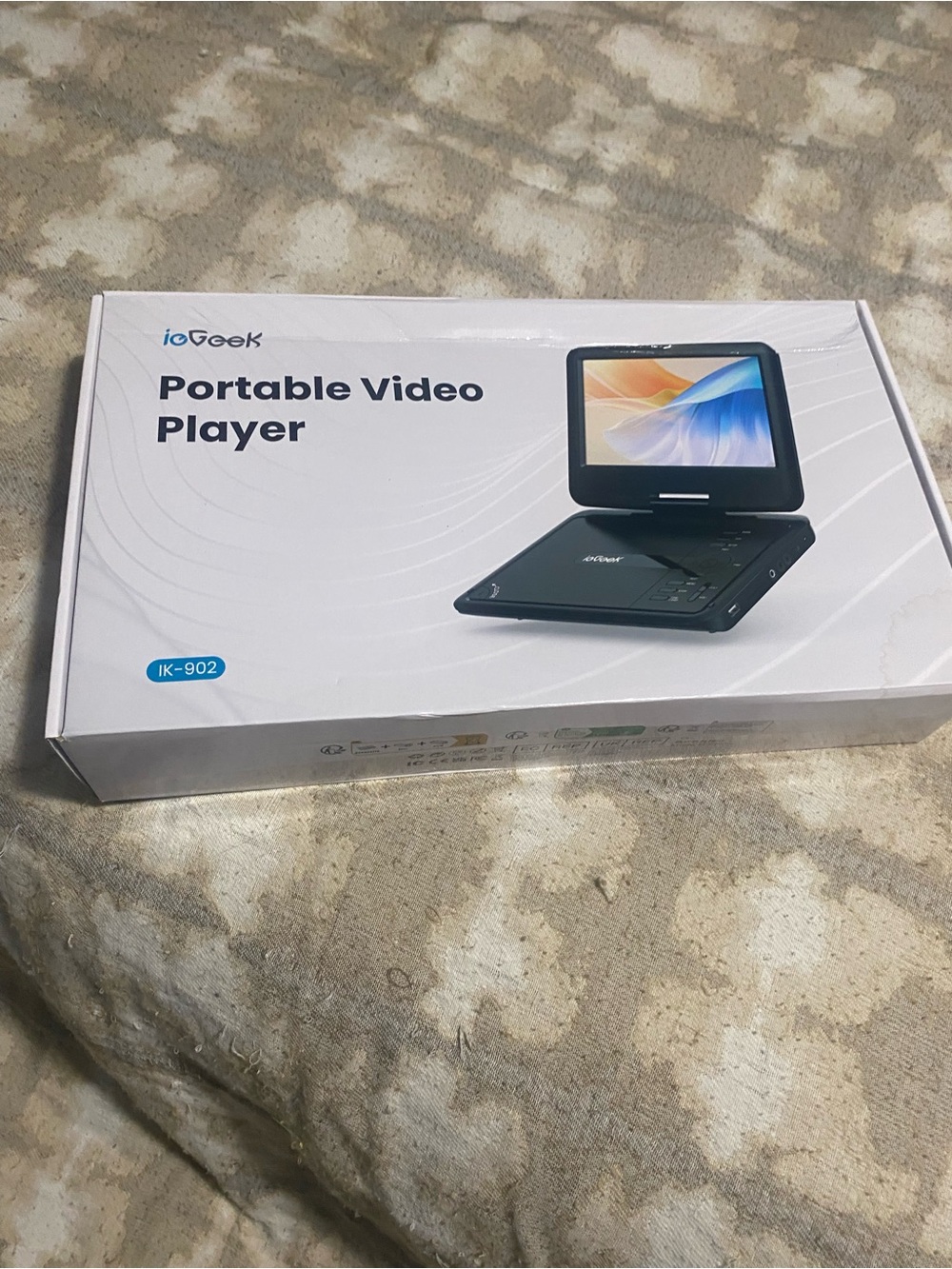 Black Portable Video Player (IK-902)